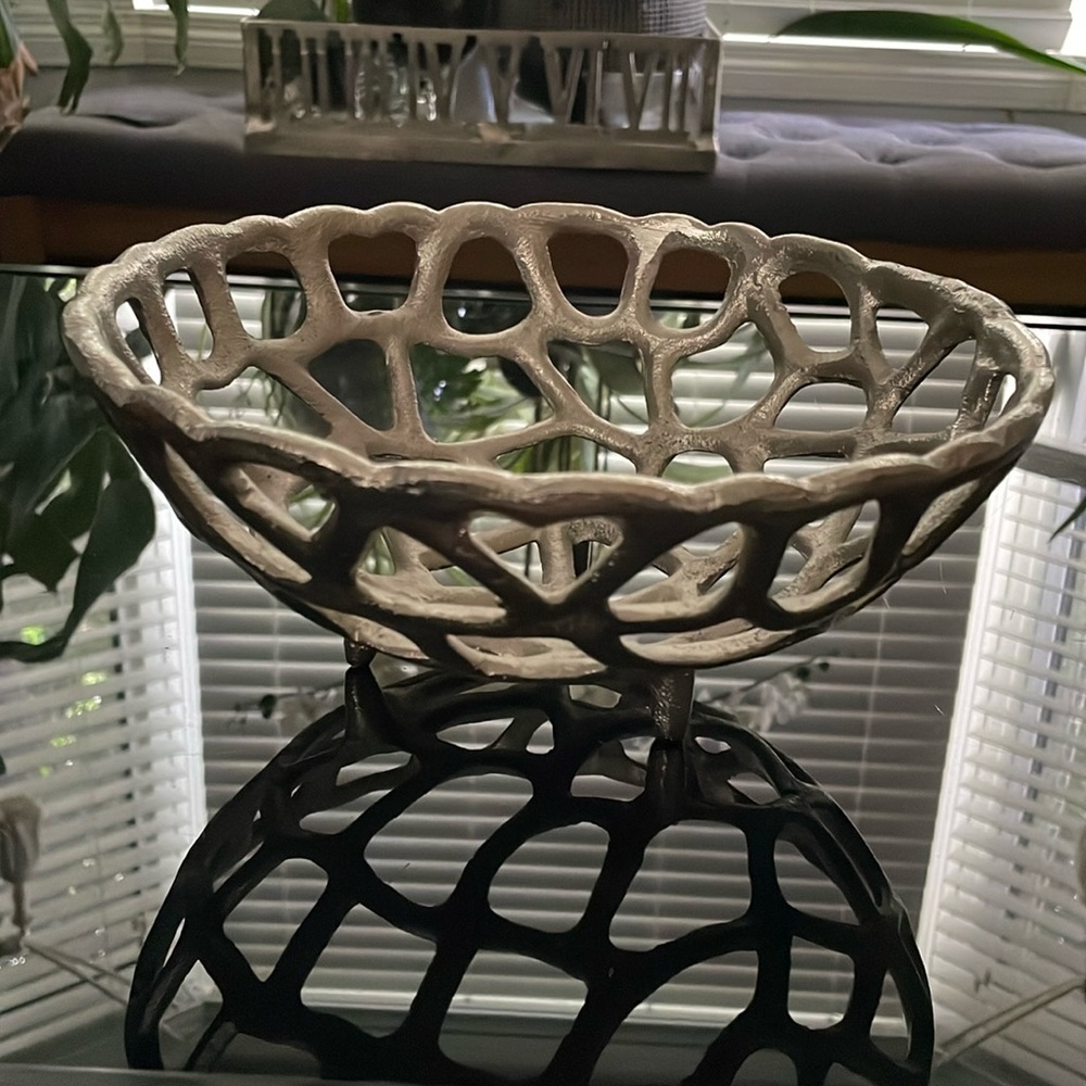 Decorative metal cut out pattern 3 leg bowl